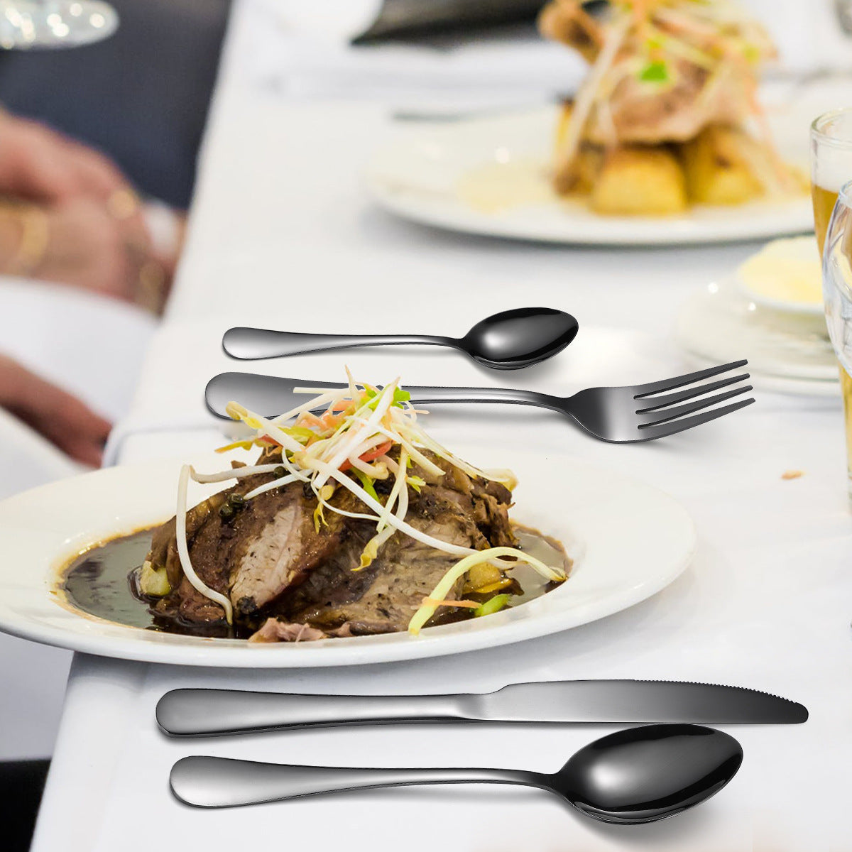 24-Piece Cutlery Set