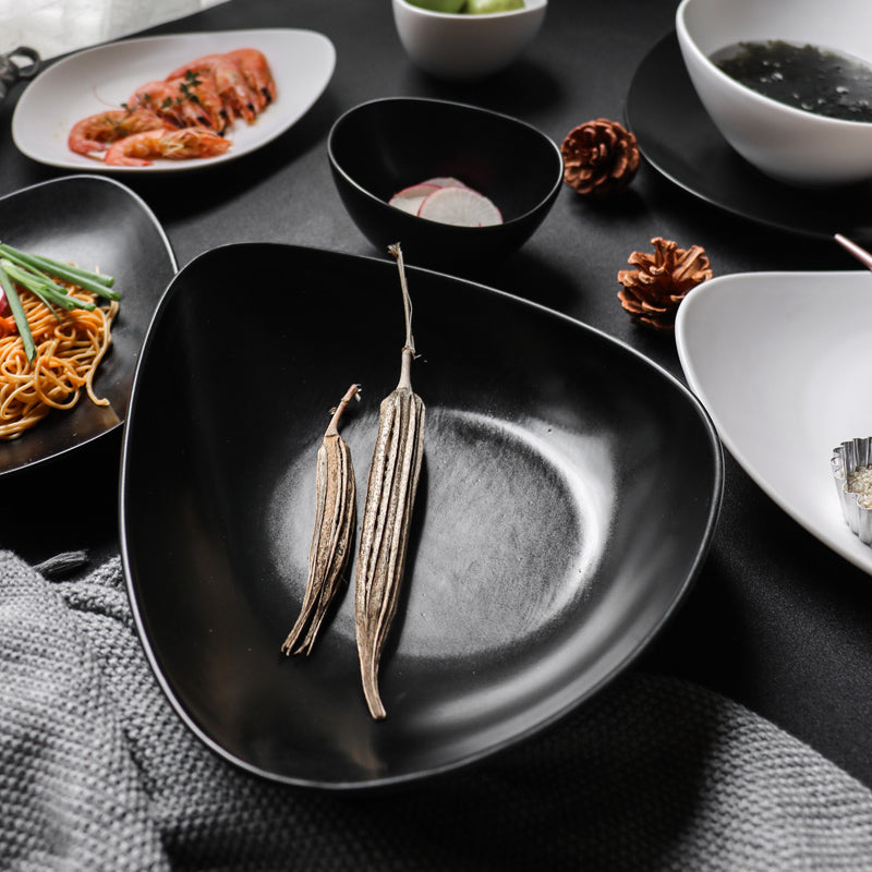 Ceramic Japanese Bowls Are Beautiful And Cute