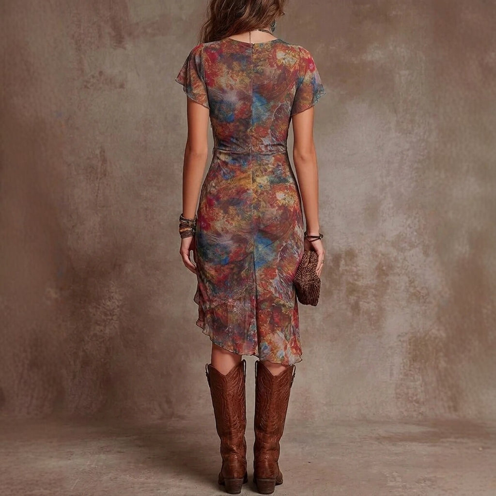 Womens Slim Fit Printed V Neck Defined