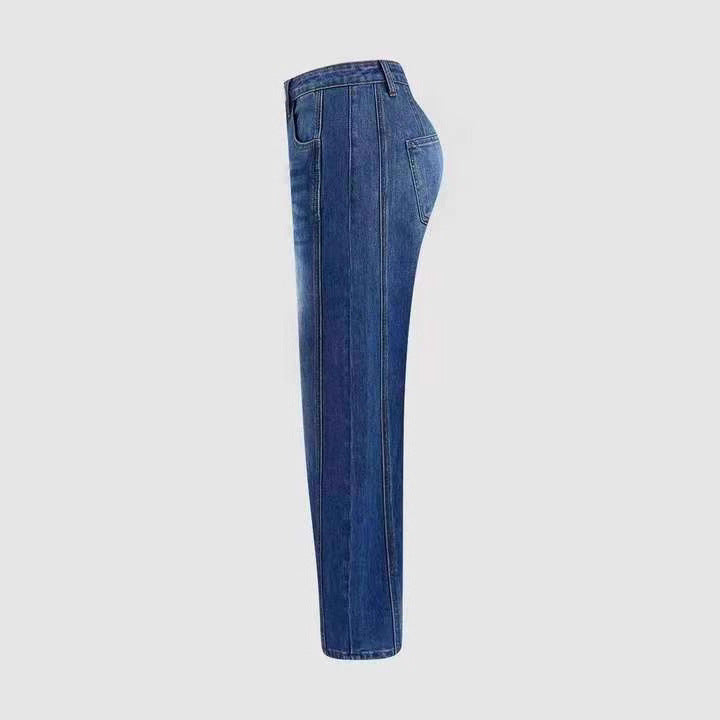 Women's Stitched Detail Patch Pocket Tapered Jeans